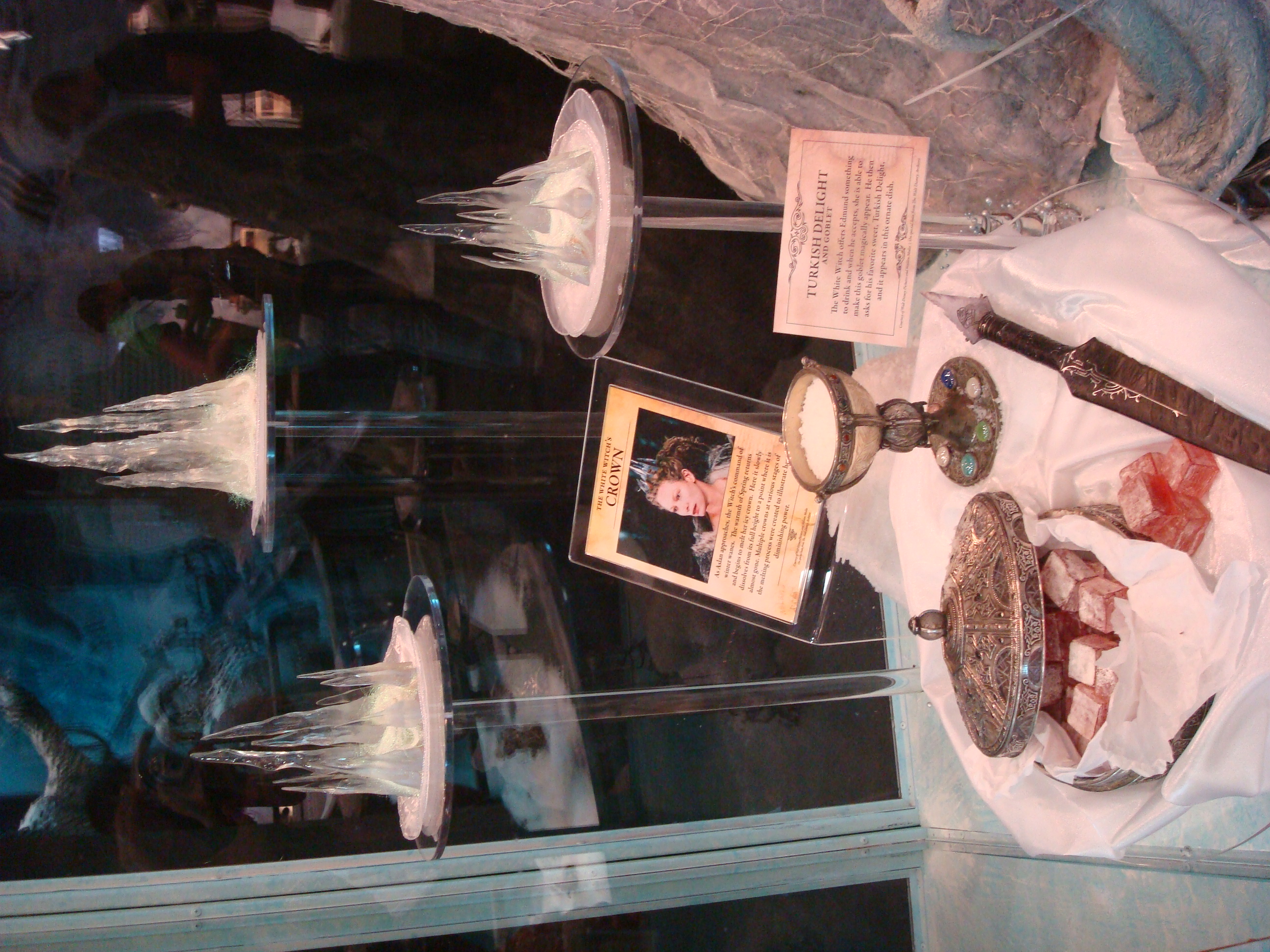 Sword artifact display