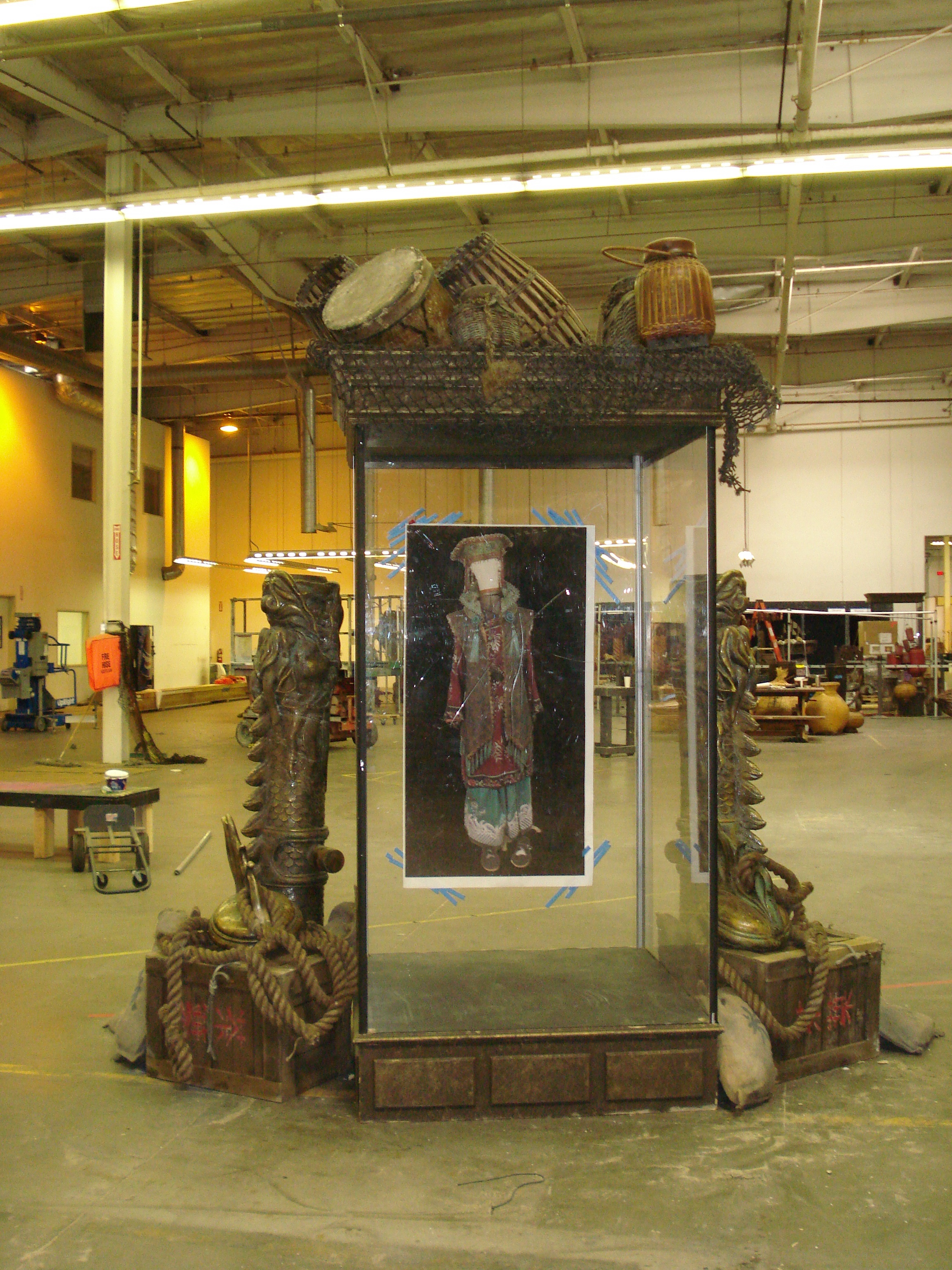 Column sculpture