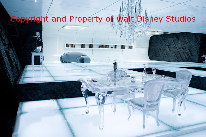 White showroom wide