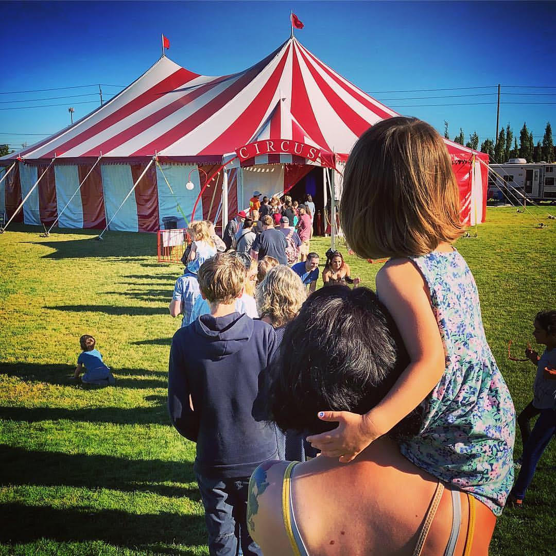 VENARDOS CIRCUS